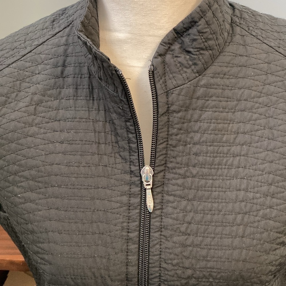 Talbots petite quilted vest - Picture 5 of 9